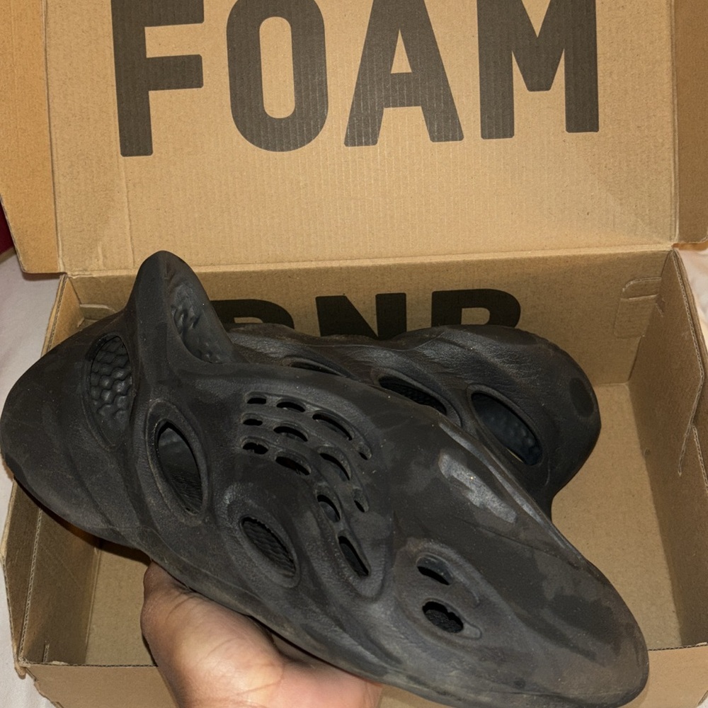 Adidas Yeezy Foam